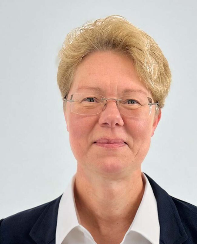 Bernadette Kirchrath